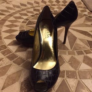 Brown Reptile Texture GUESS heels